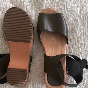 Olive Green Women's Sandals. Size 7.
